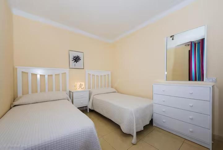 Apartment In Playa De Las Americas 1 Pokój zdjęcie